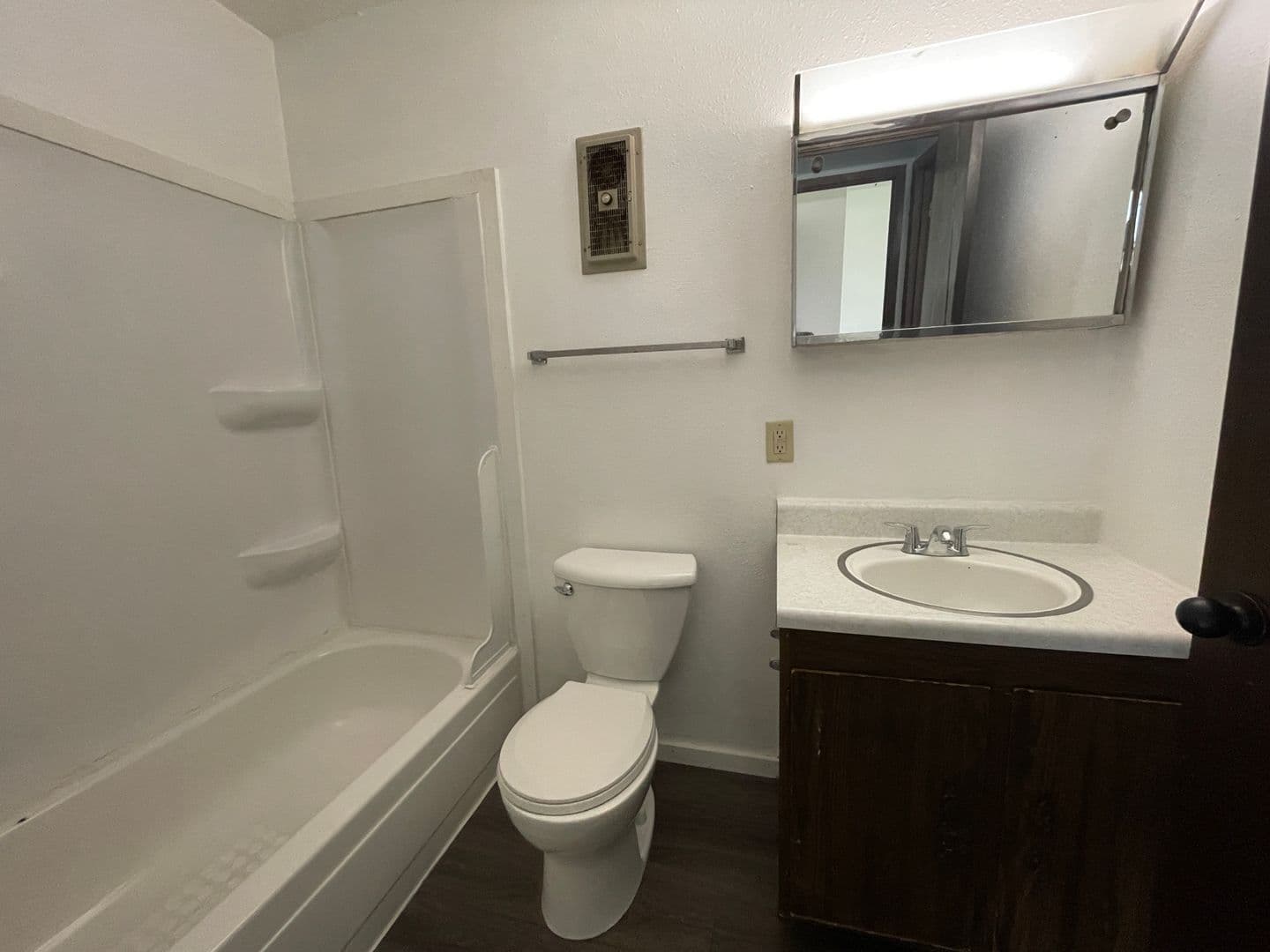 Conrad Apartment: 220-320 Wilhelm St