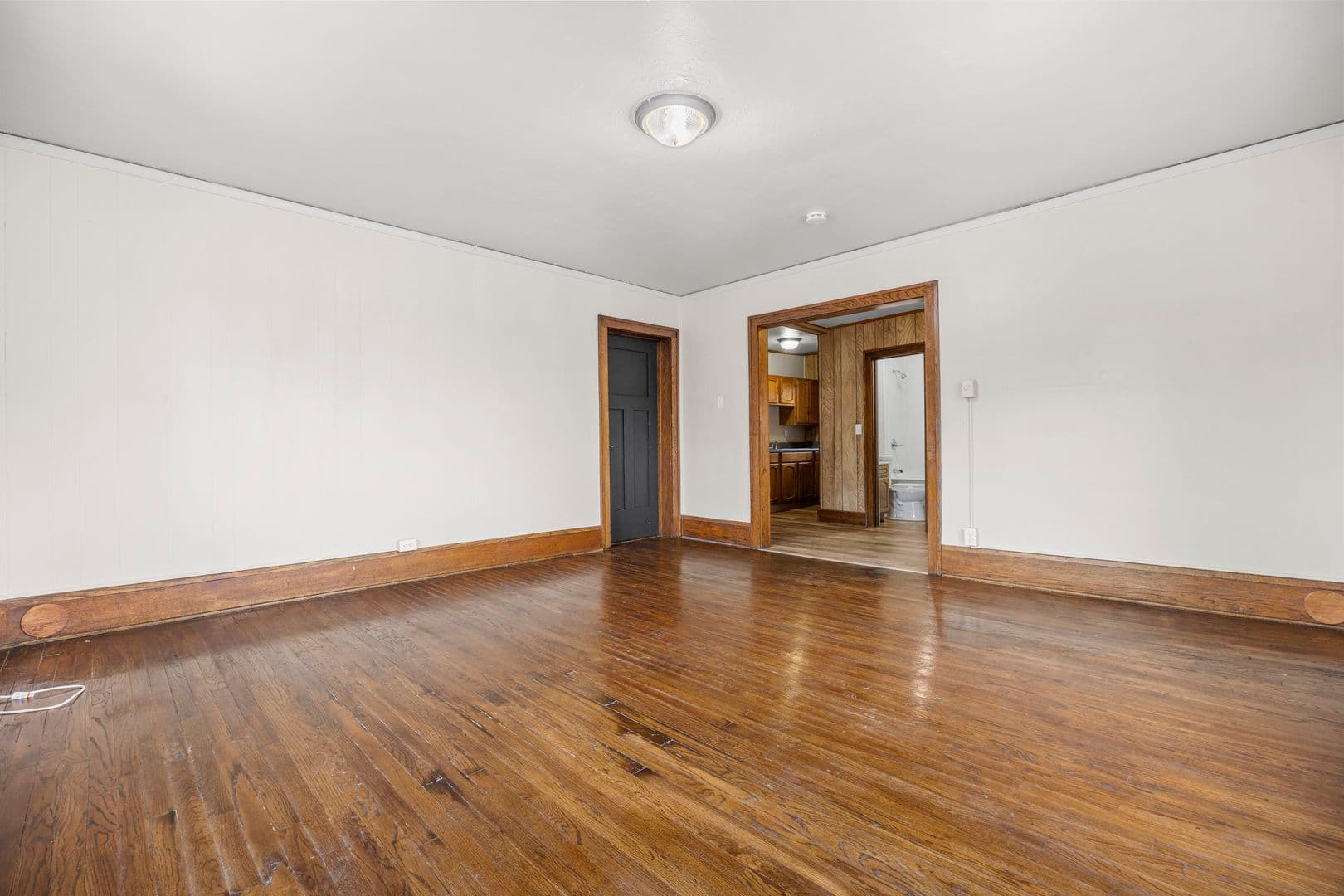 Des Moines Apartment: 1110 29th St