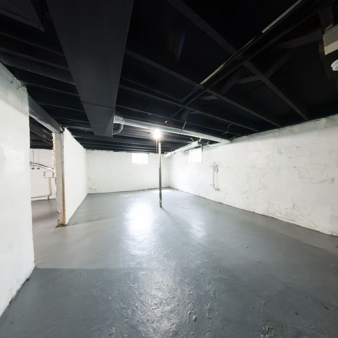 Des Moines House: 1006 Arthur Ave