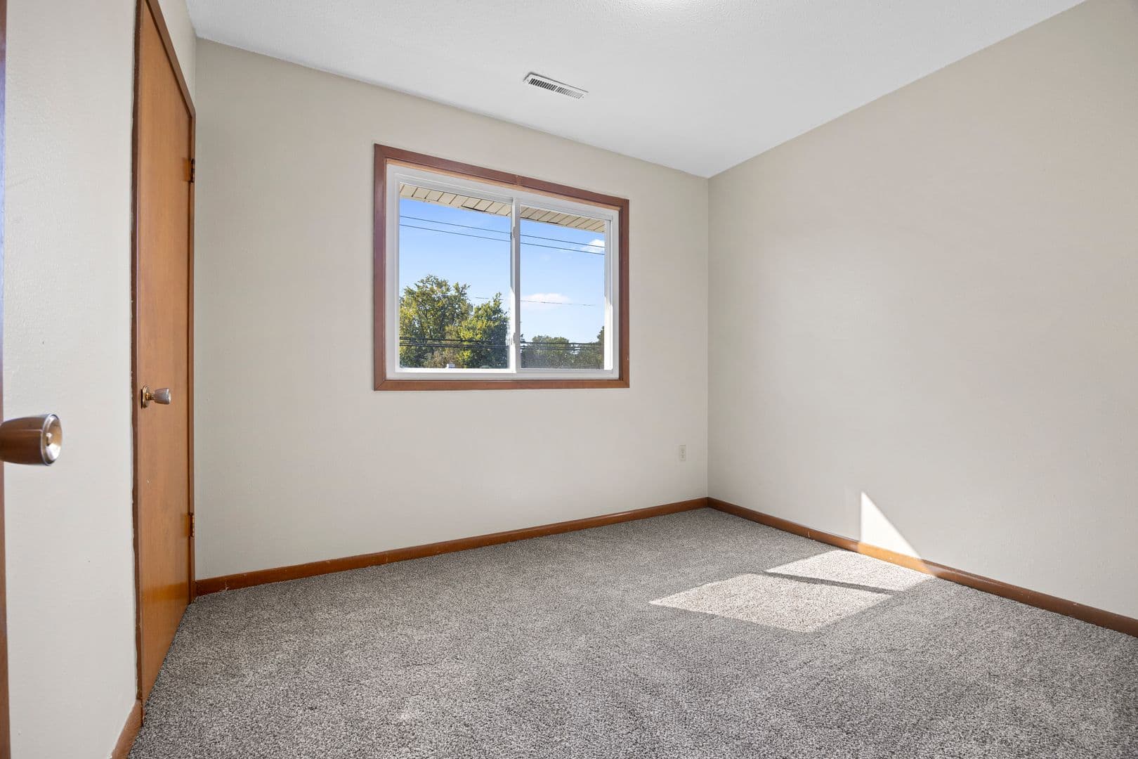 Knoxville Apartment: 1105 N Depot St