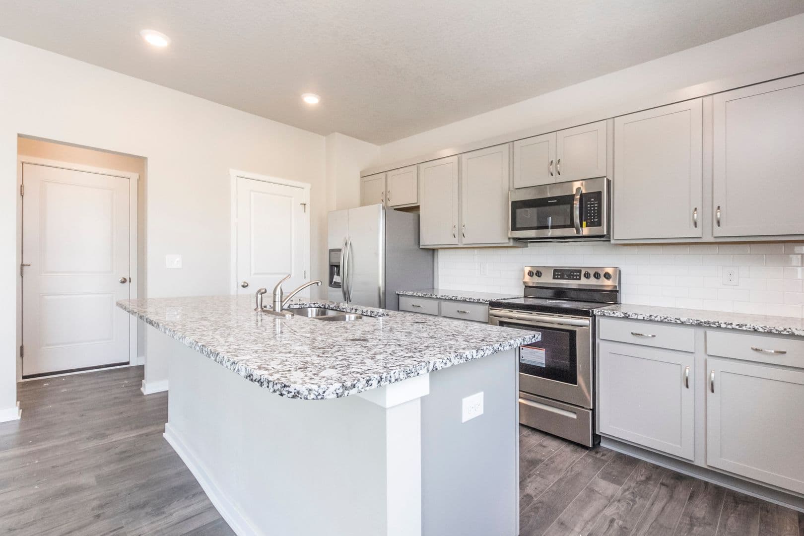 Johnston House: 7620 NW 94th Ct