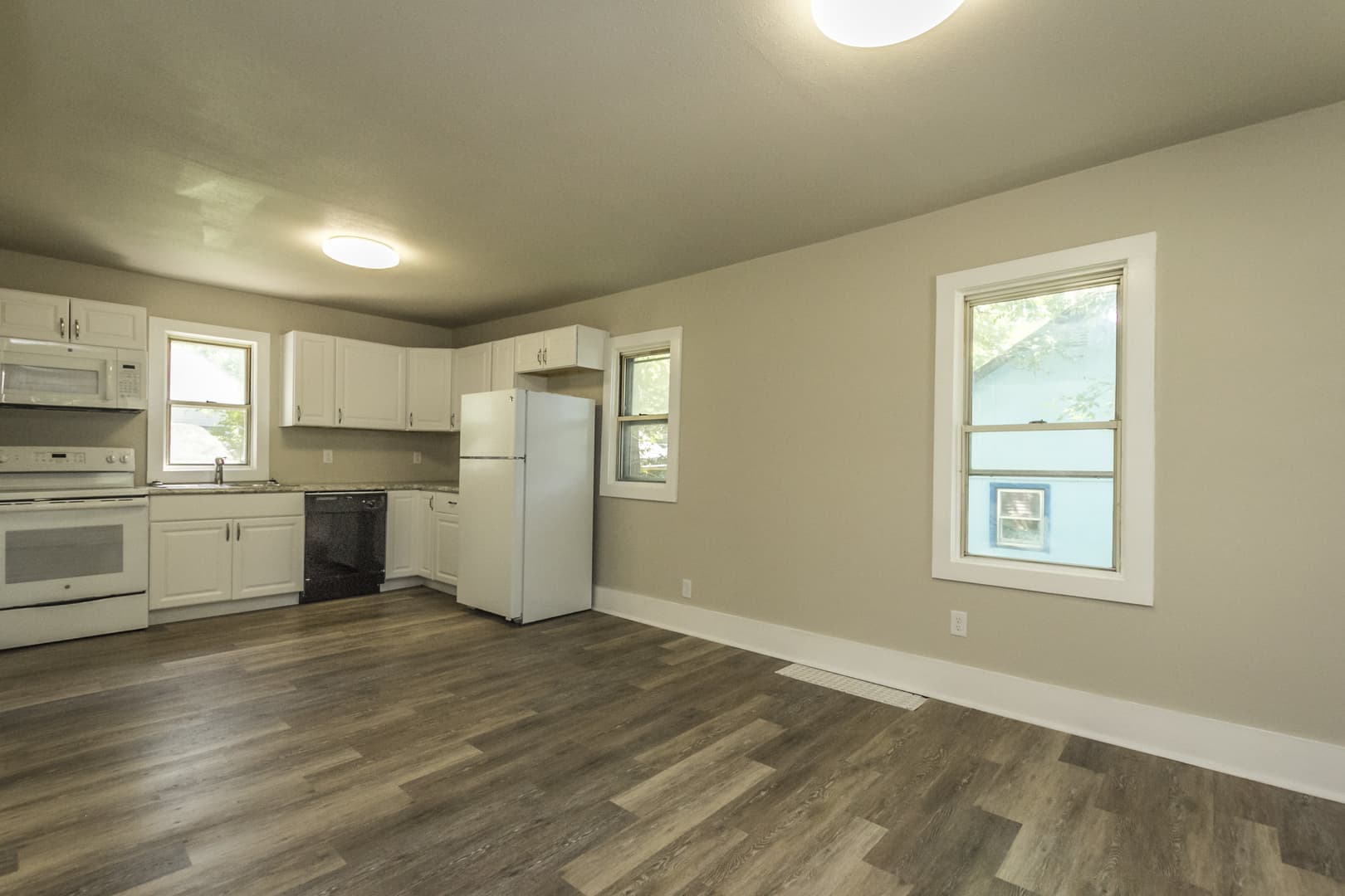 Des Moines House: 2807 Oxford St
