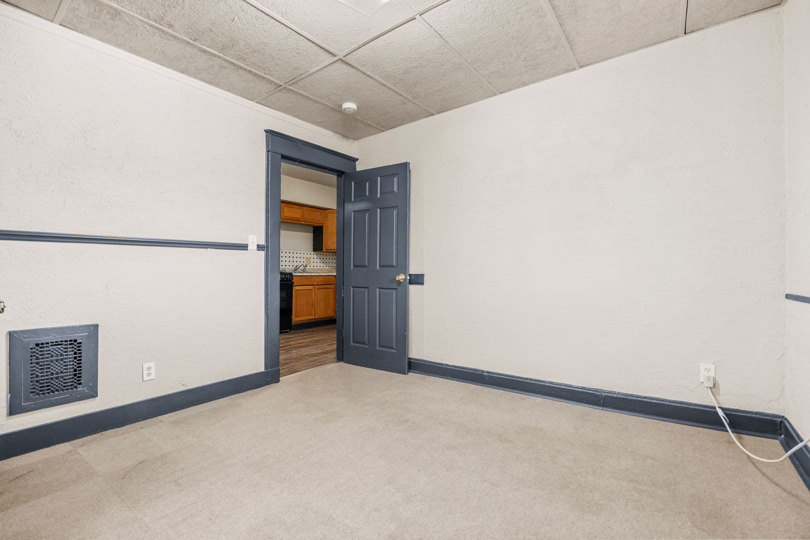Des Moines Apartment: 1437-1439 11th St