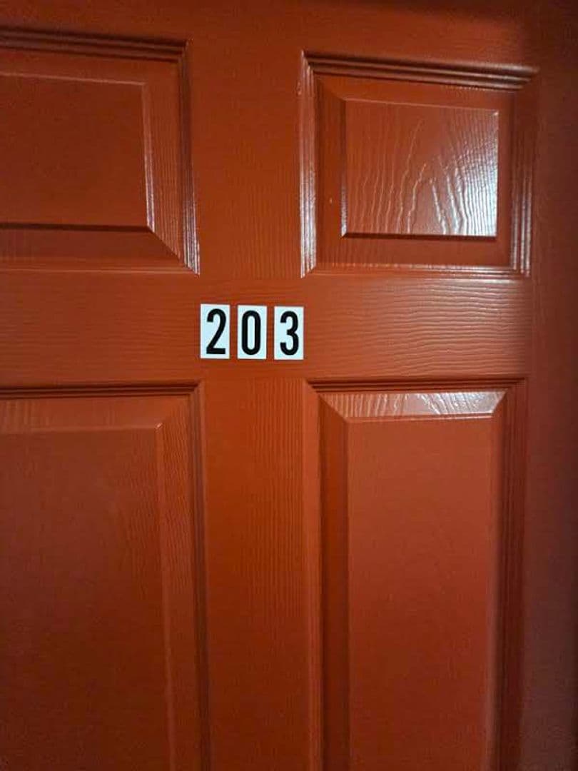 Knoxville Apartment: 102 E Robinson St