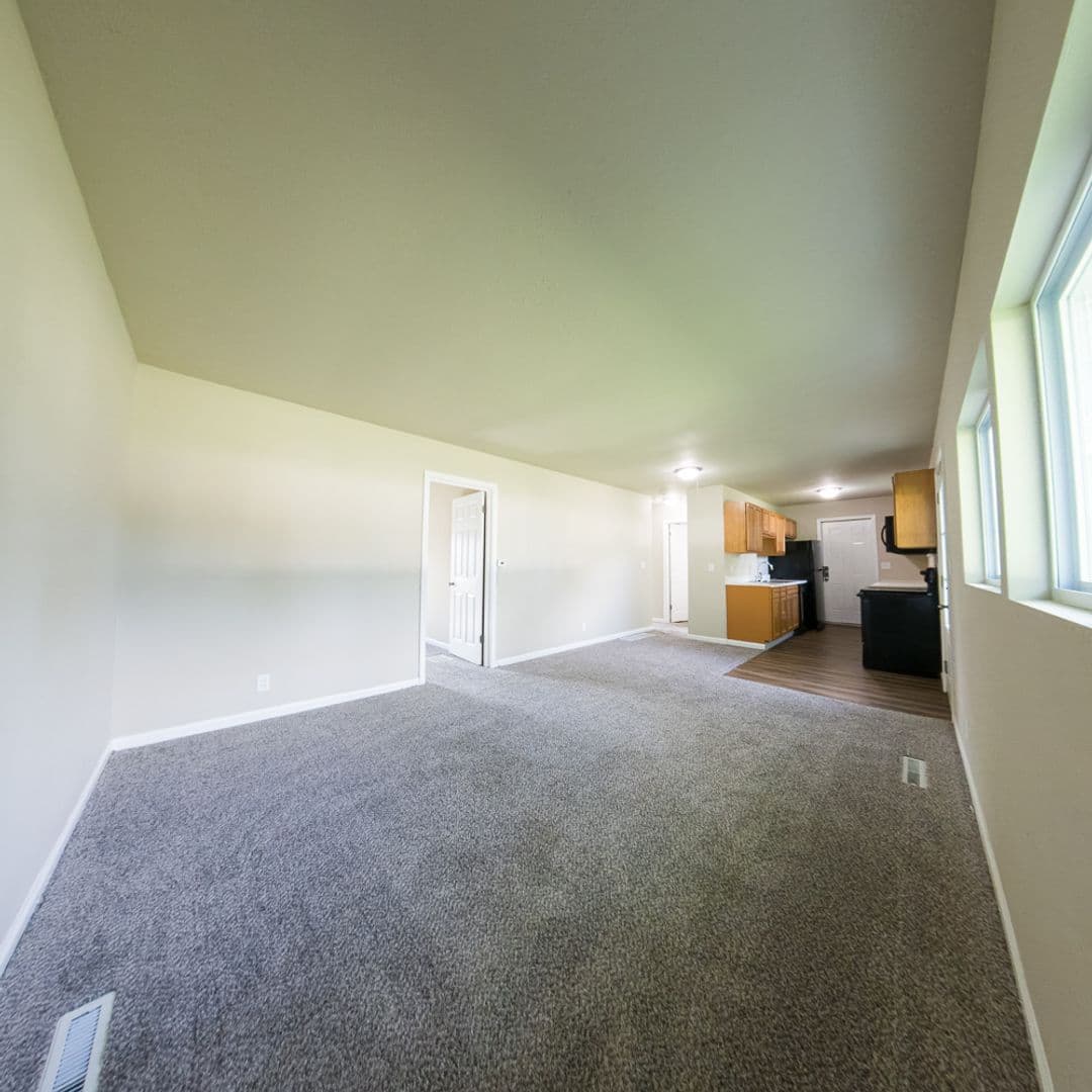Marshalltown House: 209 N 14th Ave