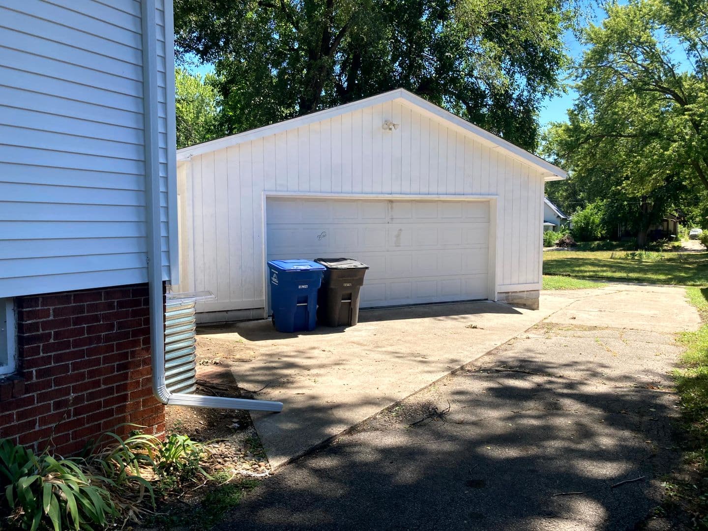 Des Moines House: 821 Grandview Ave
