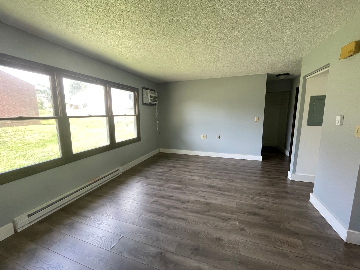 Union Apartment: 505 Barclay St
