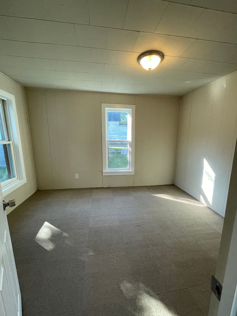 Perry House: 631 3rd St