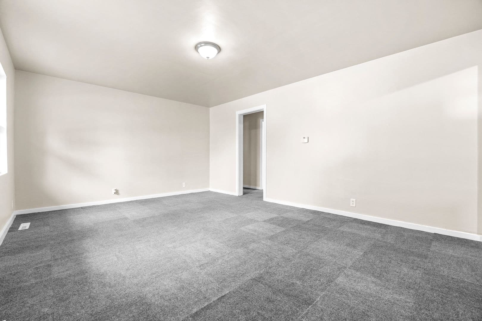 Knoxville House: 918 N Harlan St