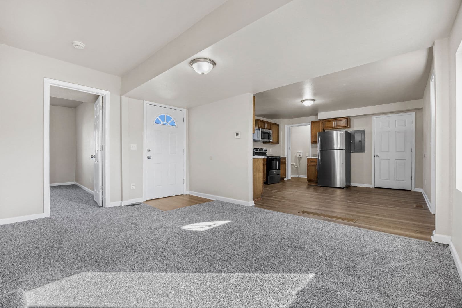 Indianola House: 509 W 2nd Ave