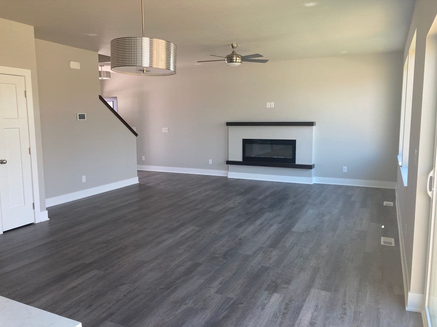 Urbandale House: 5200 155 St