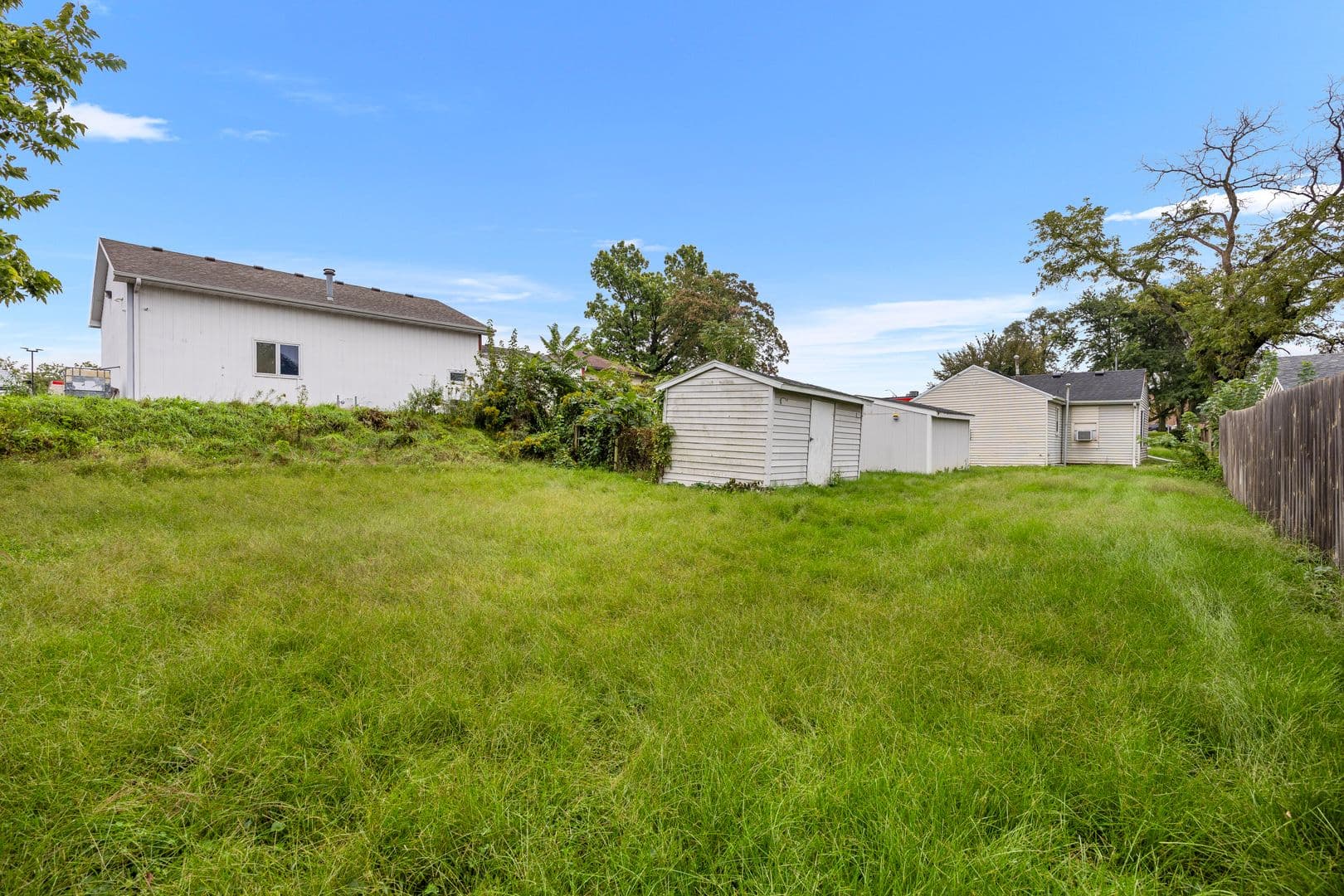 Indianola House: 204 E Franklin Ave