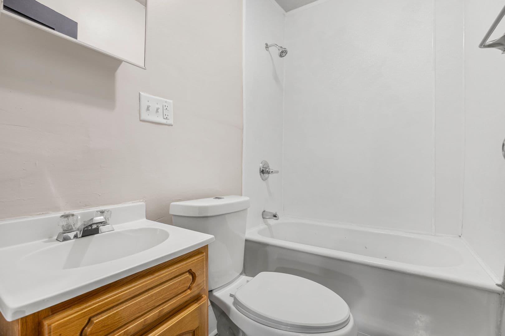 Des Moines Apartment: 1110 29th St