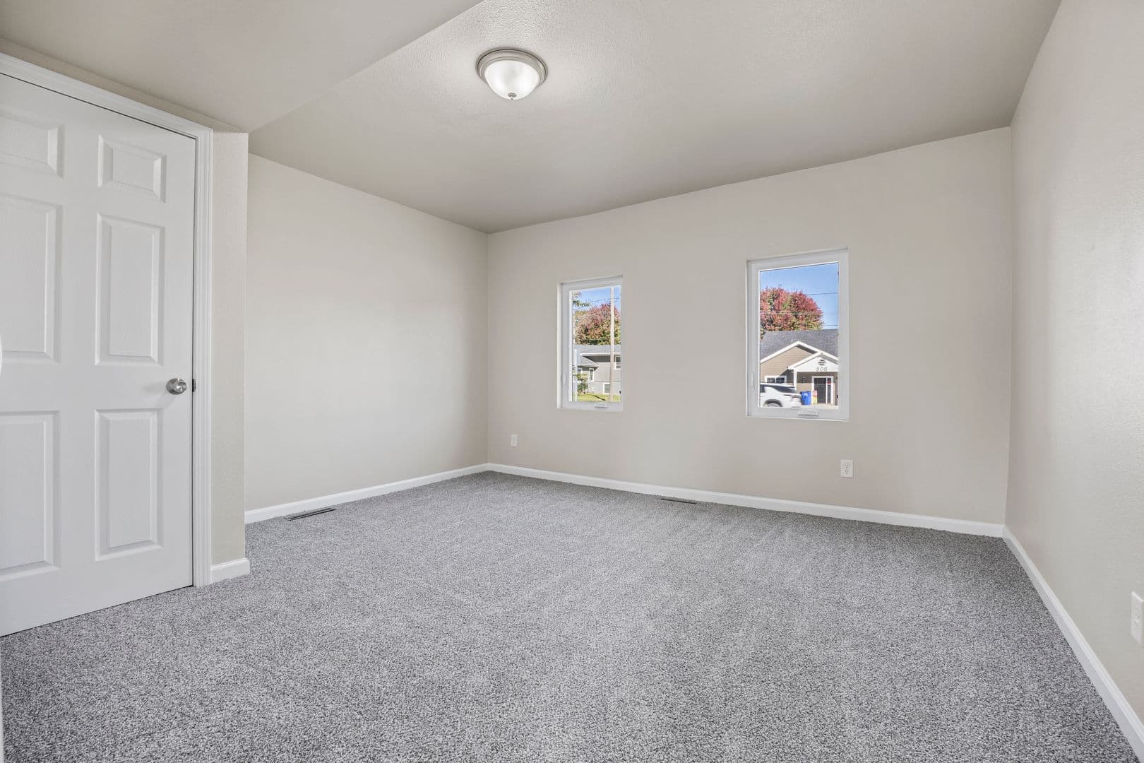 Indianola House: 509 W 2nd Ave