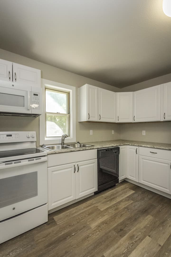 Des Moines House: 2807 Oxford St