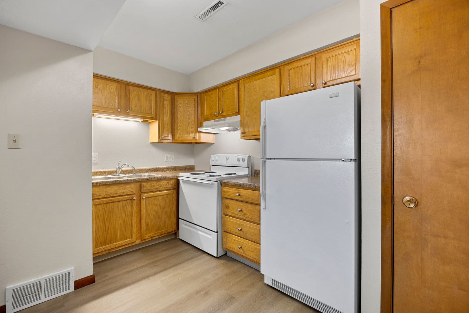 Knoxville Apartment: 1105 N Depot St