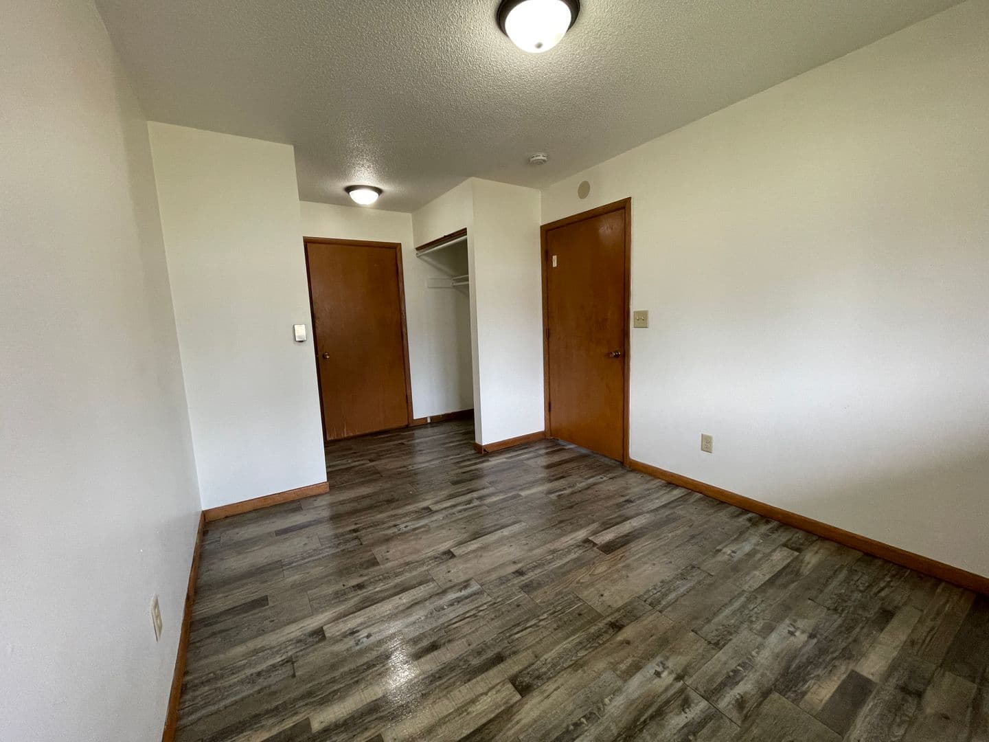 Belle Plaine Apartment: 1307 7th Ave