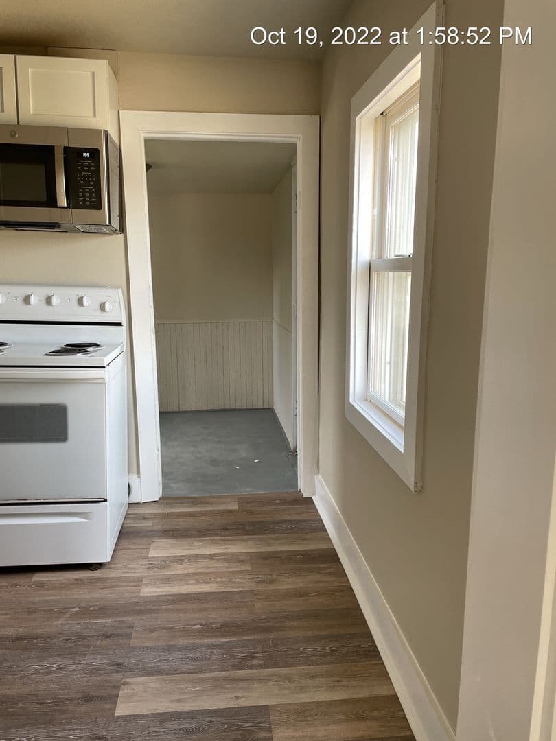 Perry House: 912 Rawson St