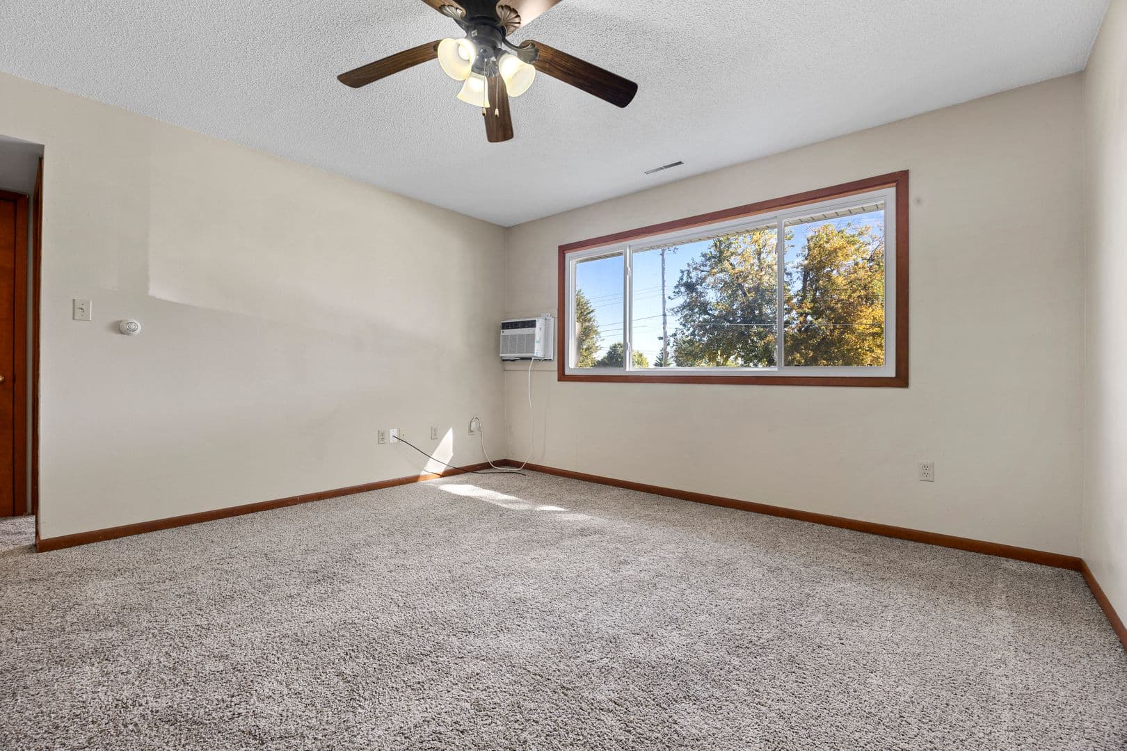 Knoxville Apartment: 1105 N Depot St