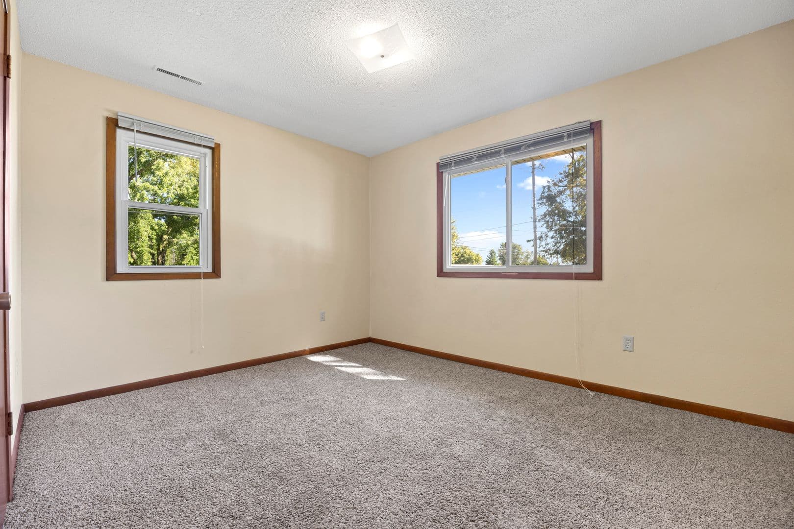 Knoxville Apartment: 1105 N Depot St