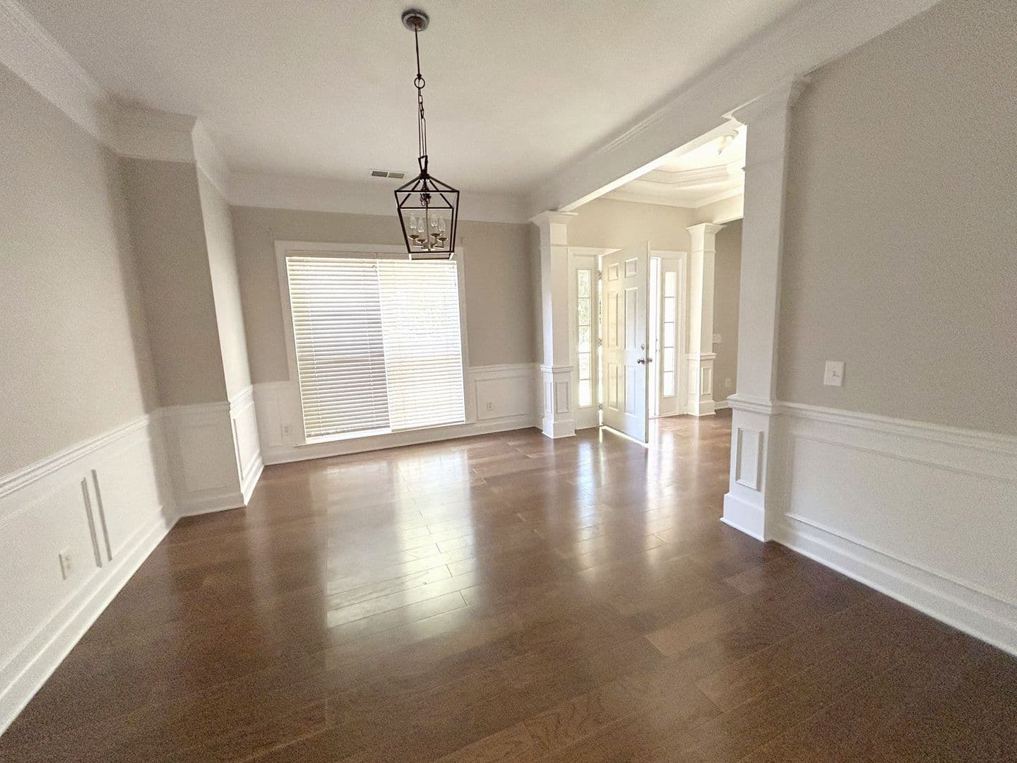 Matthews House: 733 Meadow Lake Dr