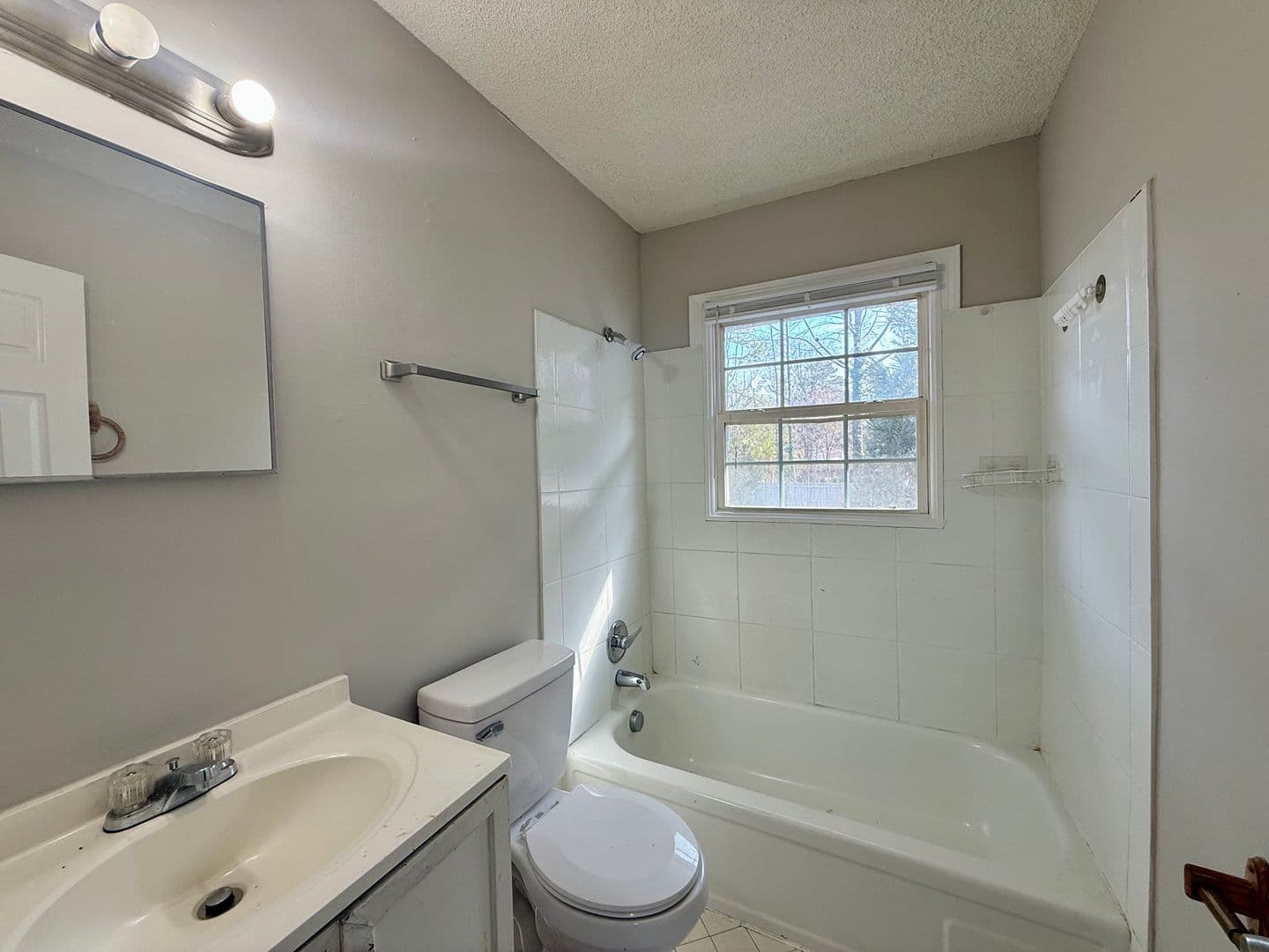 Charlotte Townhome: 1132 Montcalm St