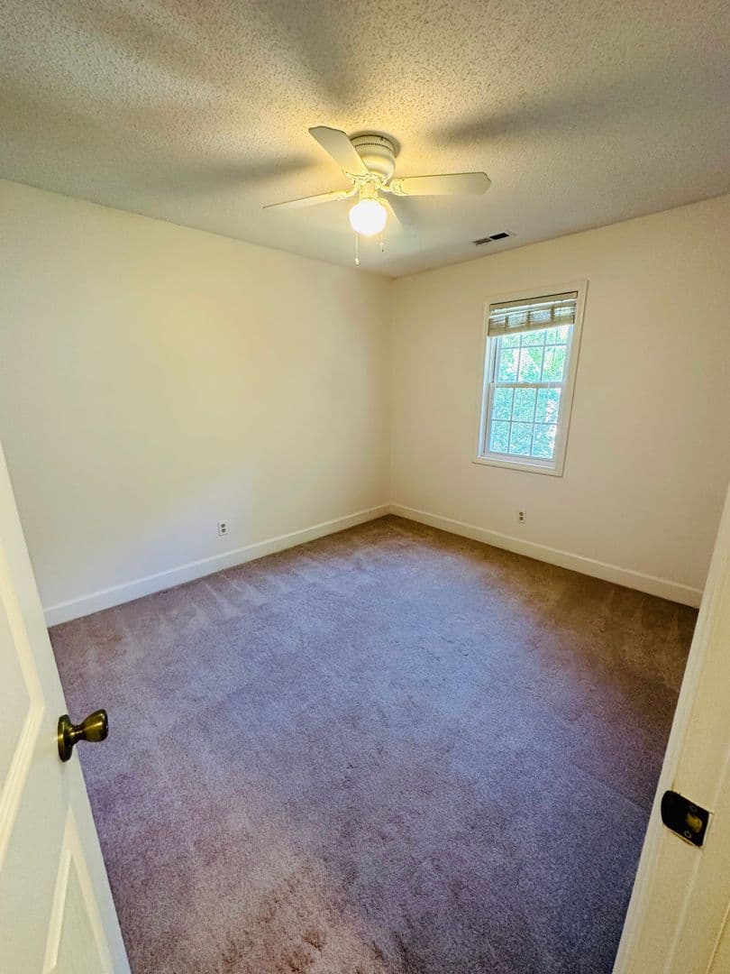 Charlotte House: 4919 Sarah Hall Ln