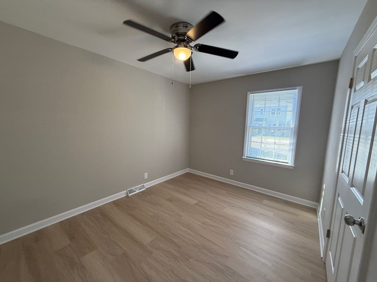 Charlotte Townhome: 3823 Rosehaven Dr.