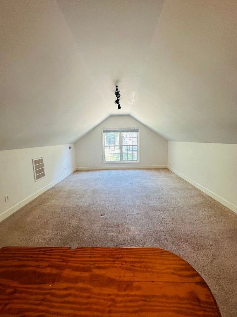 Charlotte House: 4919 Sarah Hall Ln