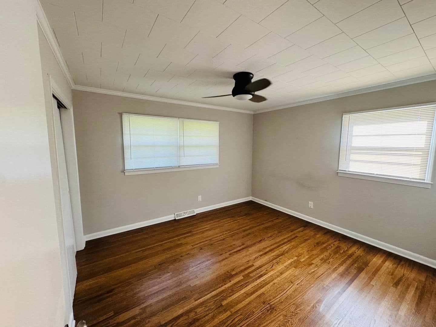Concord House: 799 Sunderland Rd
