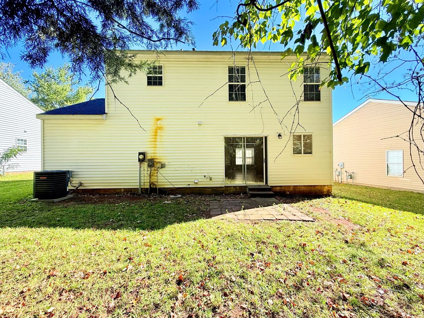 Charlotte House: 1543 Hollow Maple Dr