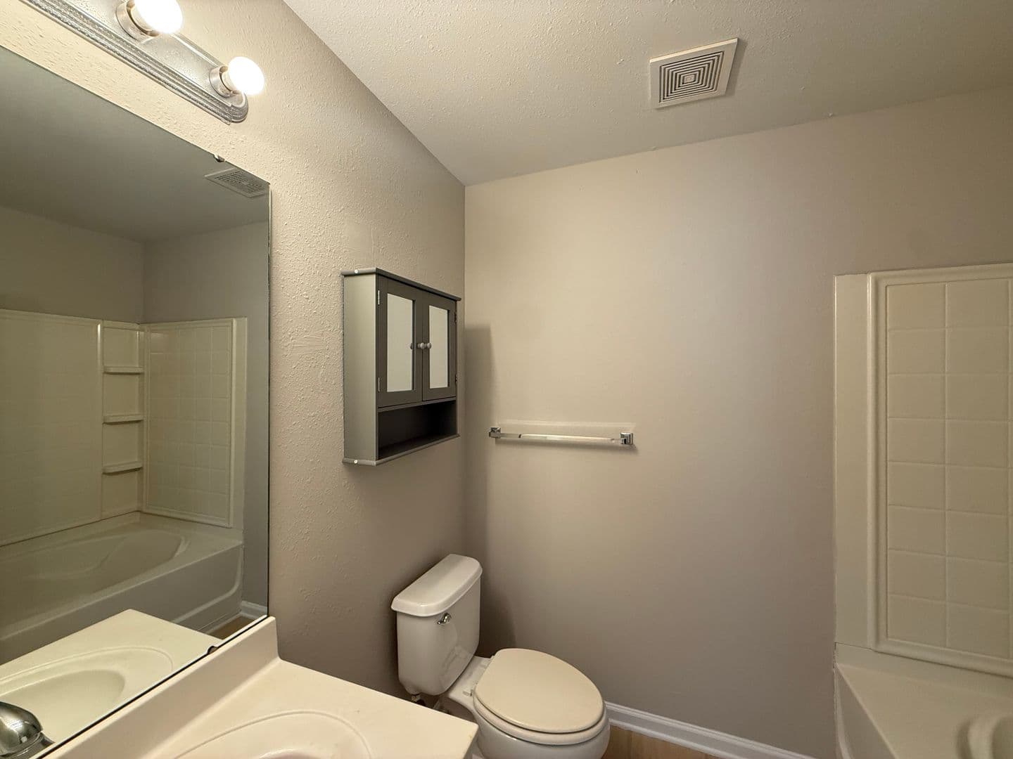 Charlotte House: 2219 Gooseberry Rd