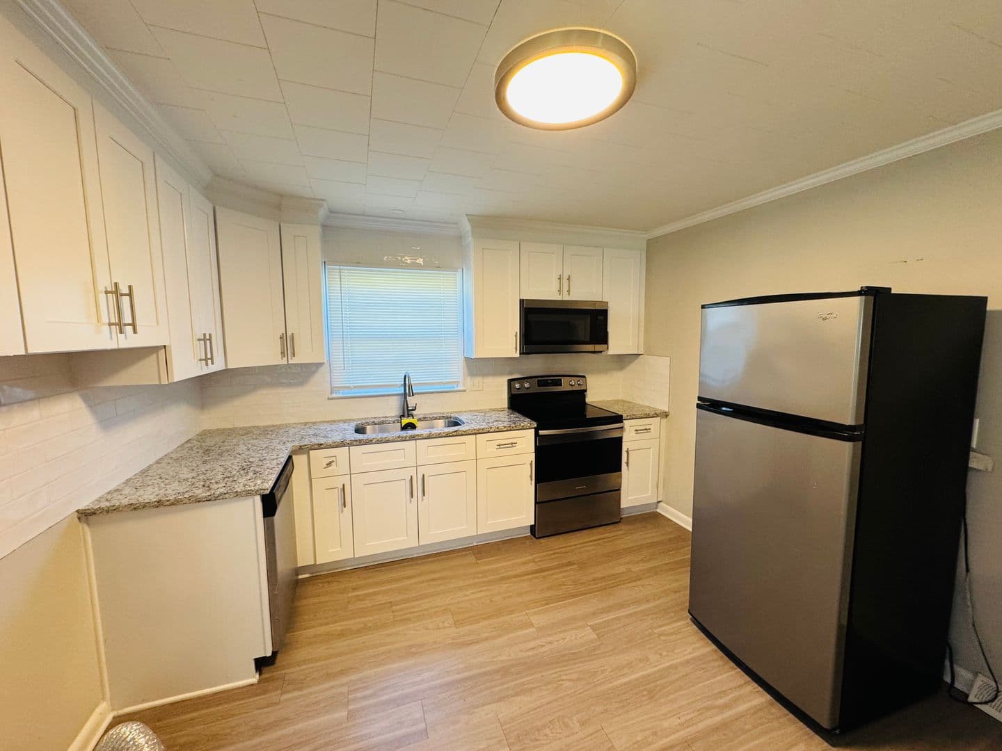 Concord House: 799 Sunderland Rd