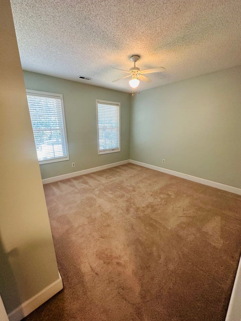 Charlotte House: 4919 Sarah Hall Ln
