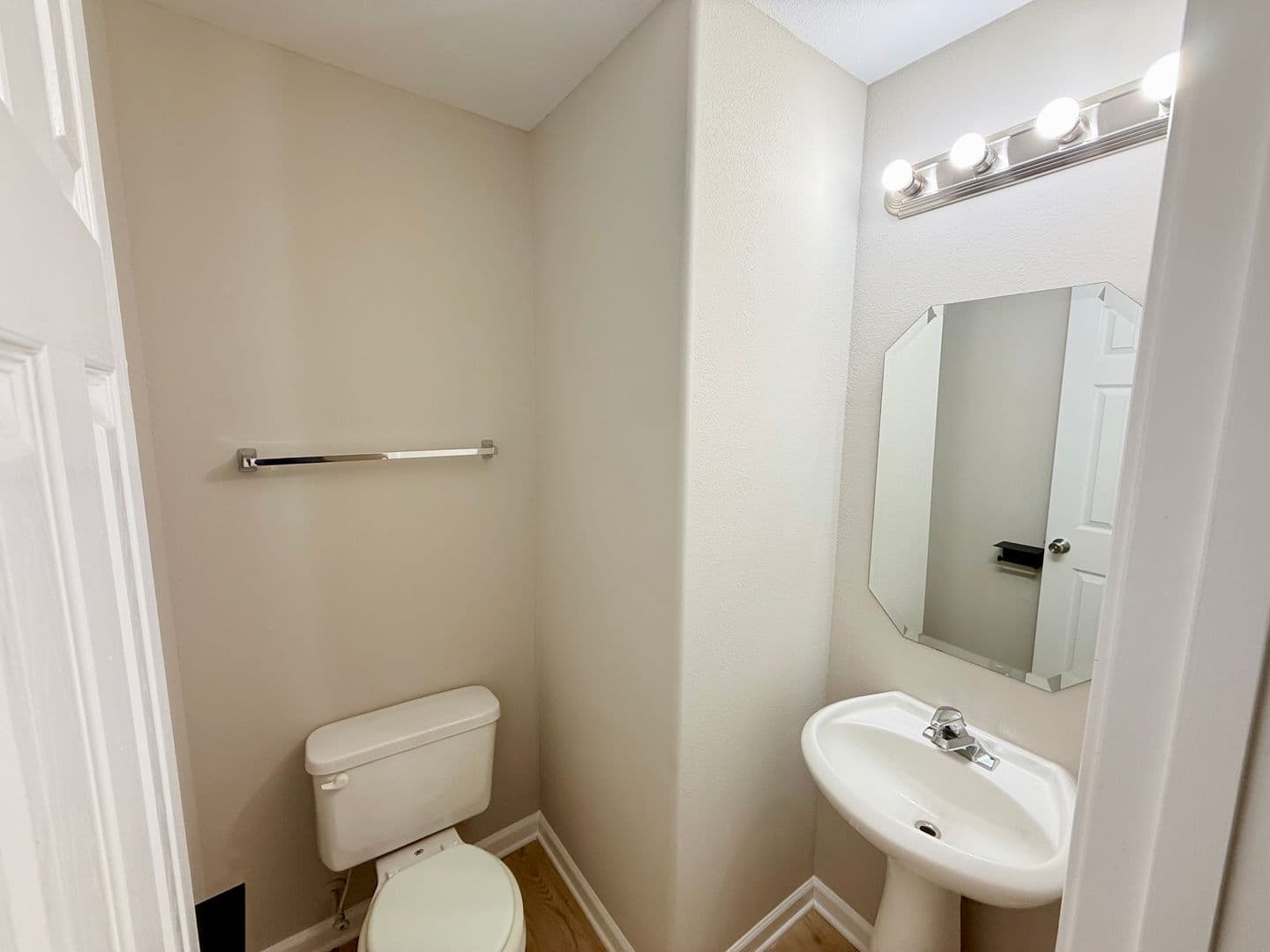 Charlotte House: 1543 Hollow Maple Dr
