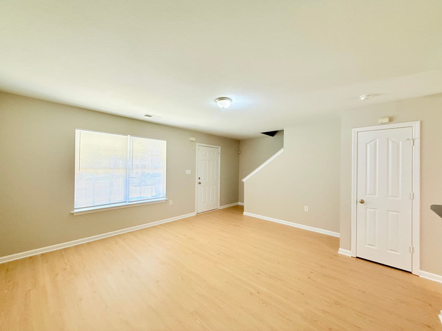 Charlotte House: 2219 Gooseberry Rd