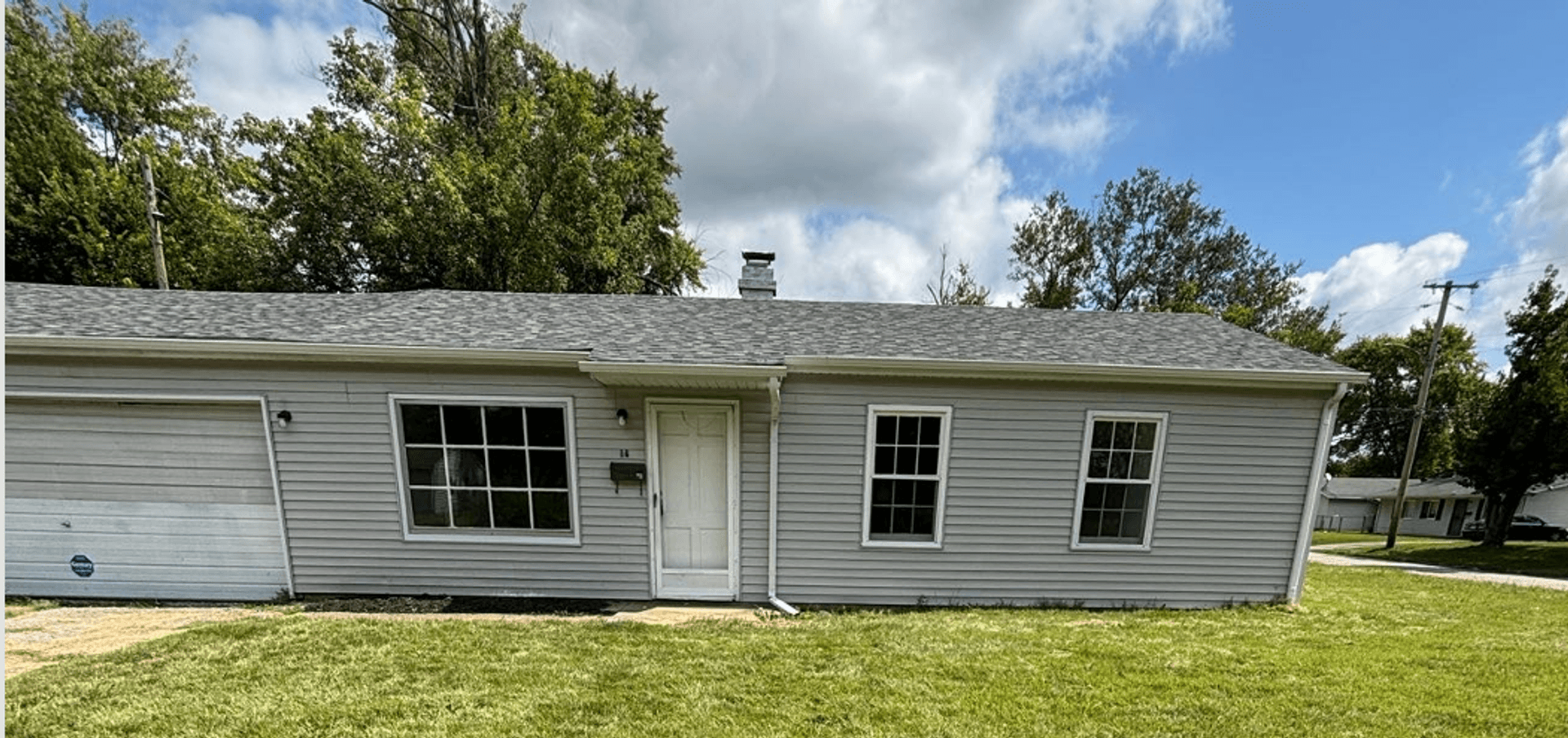 Cahokia House: 16 Westwood