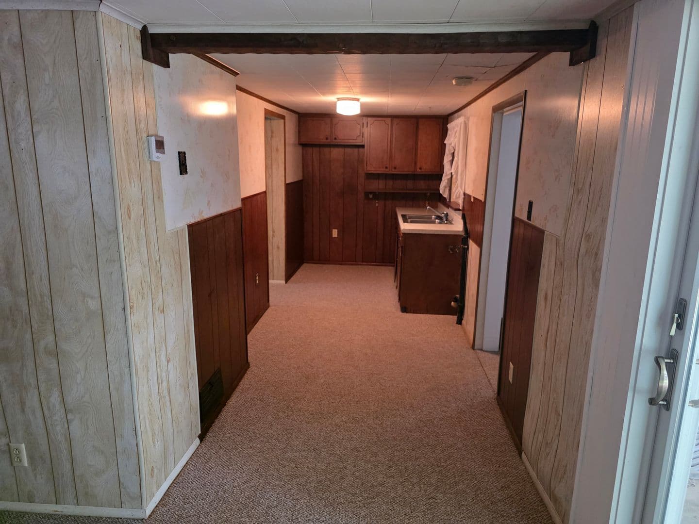 Wood River House: 341 Avalon St