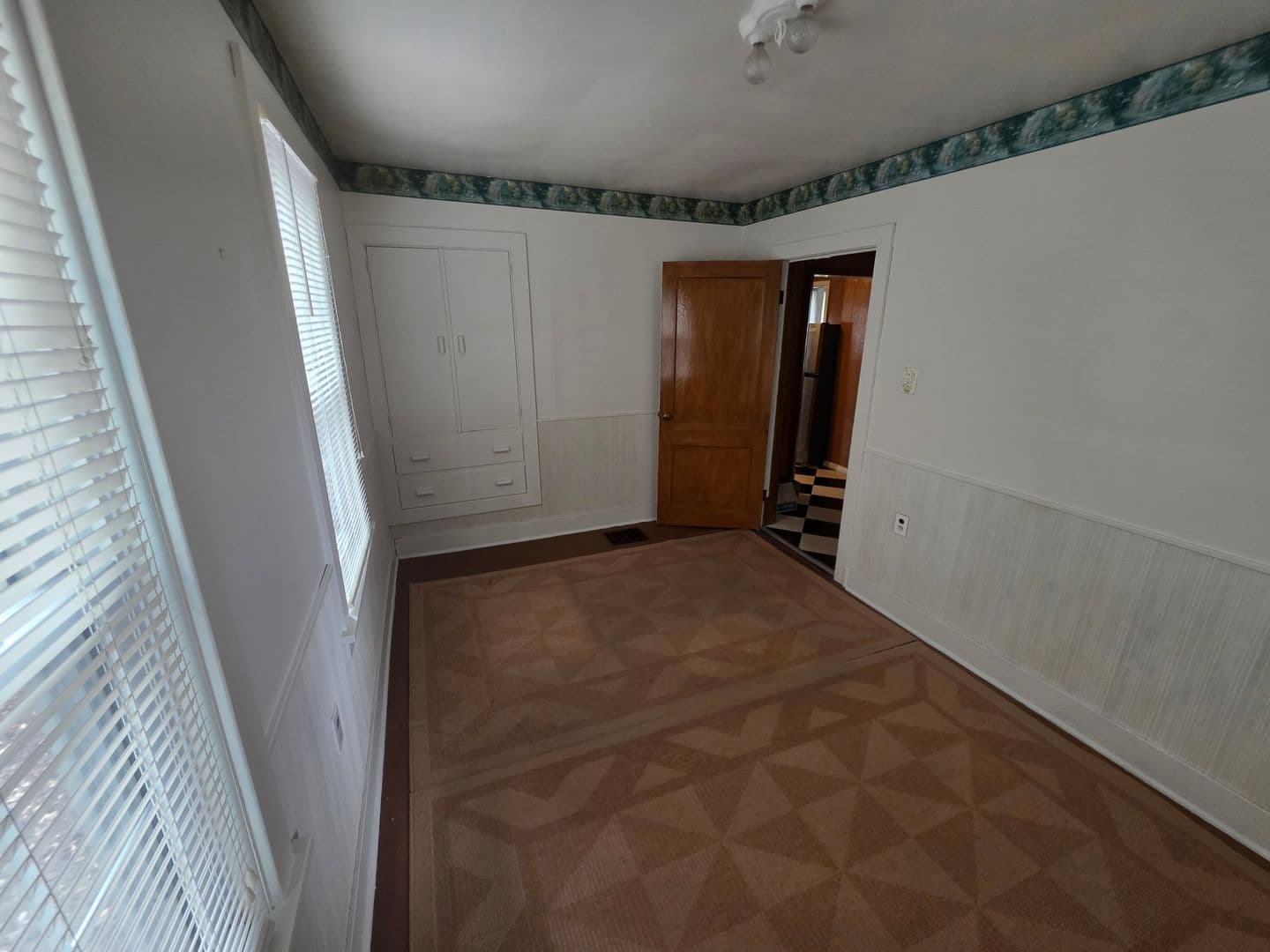 Wood River House: 343 Avalon St