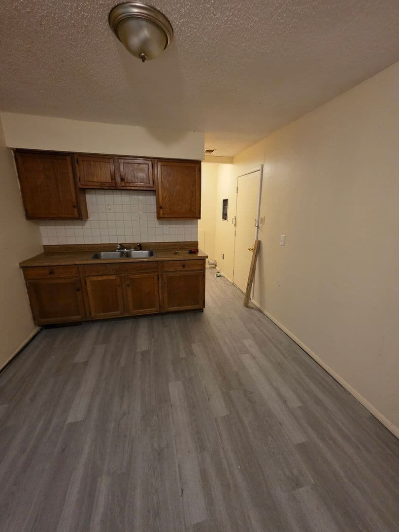 Cahokia House: 1 Westwood Dr