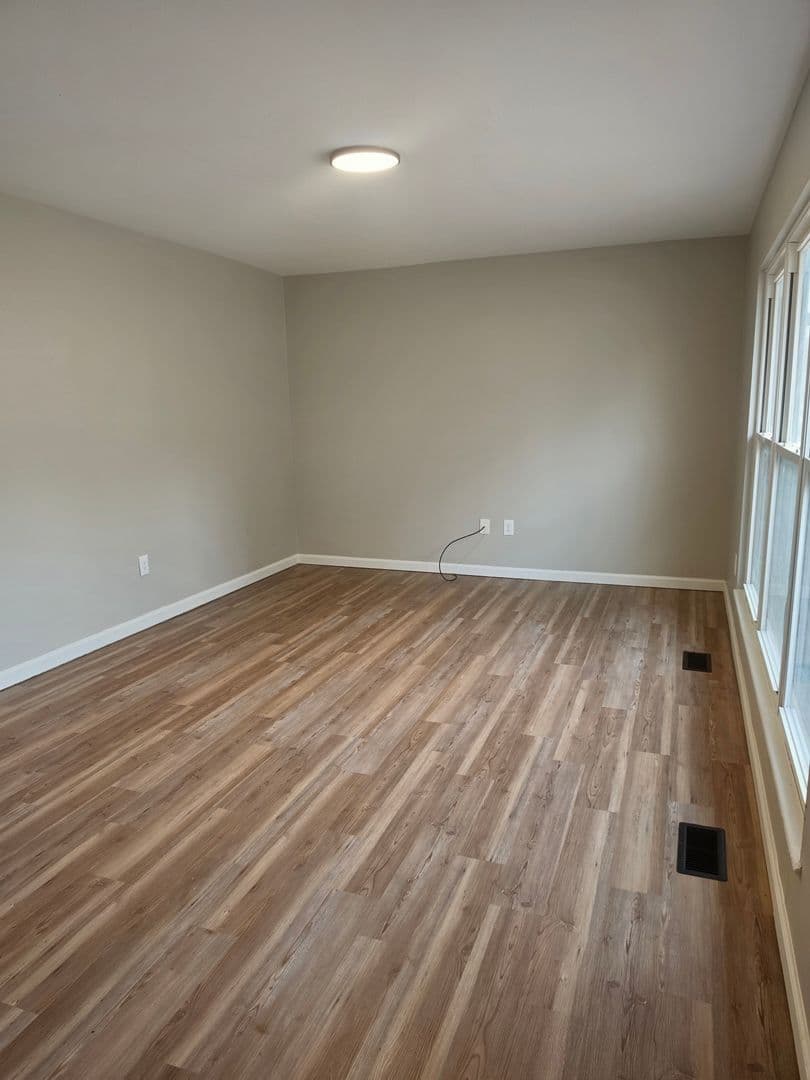 Bethalto House: 644 Albers Ln