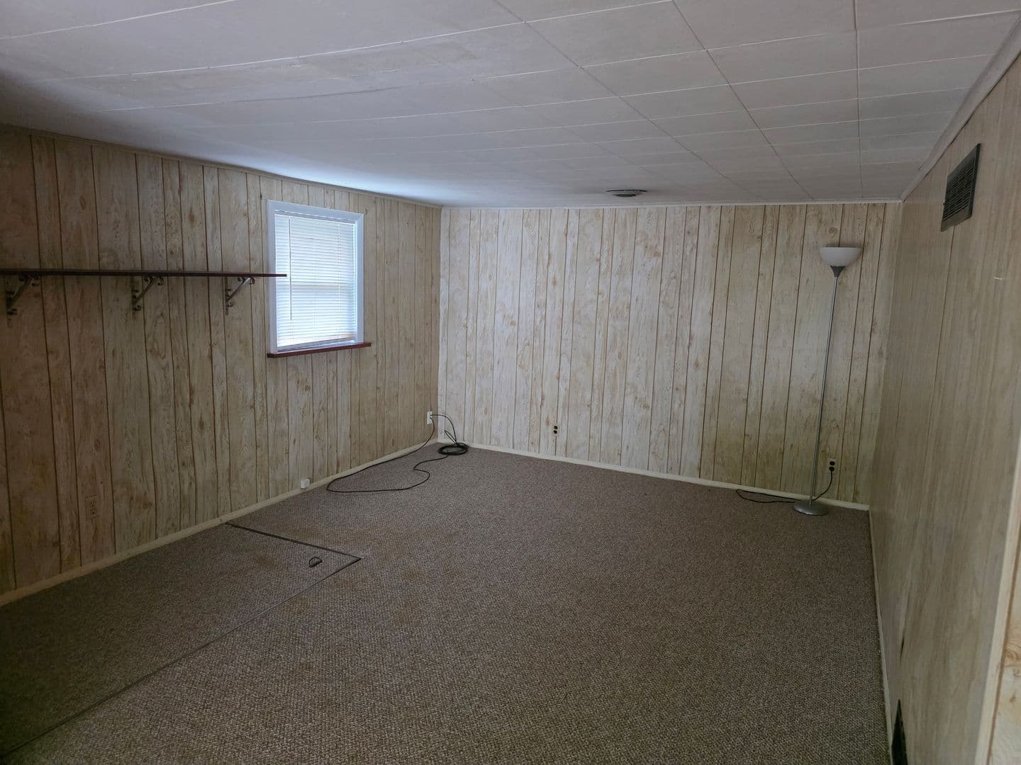 Wood River House: 341 Avalon St