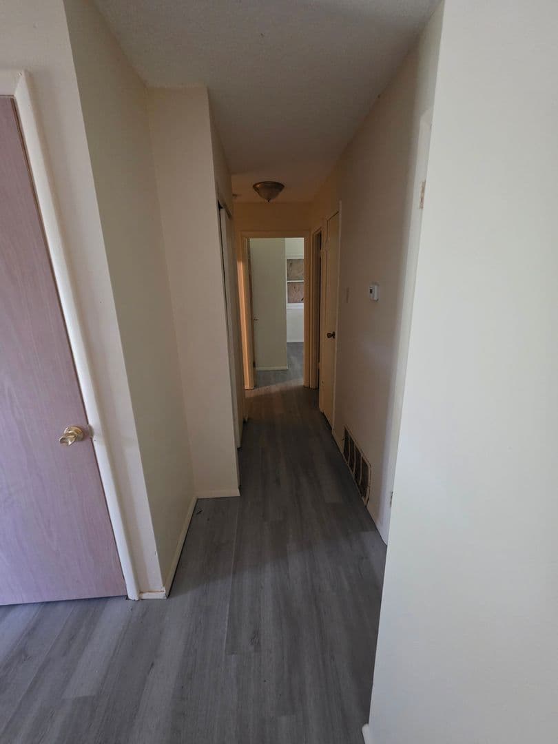 Cahokia House: 1 Westwood Dr