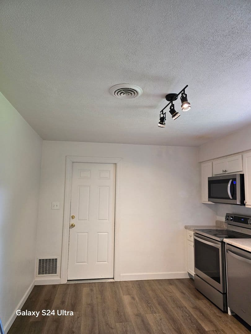 Swansea House: 2101 Caseyville