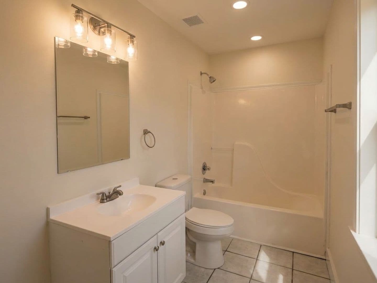 South Roxana House: 720 Connor A