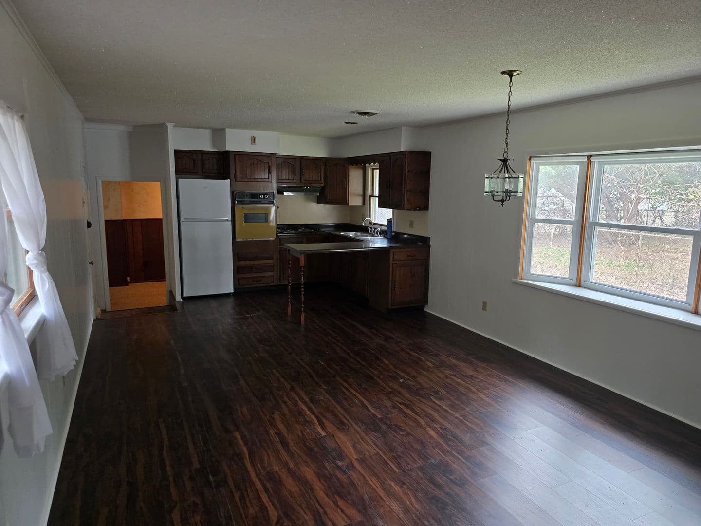 Wood River House: 341 Avalon St