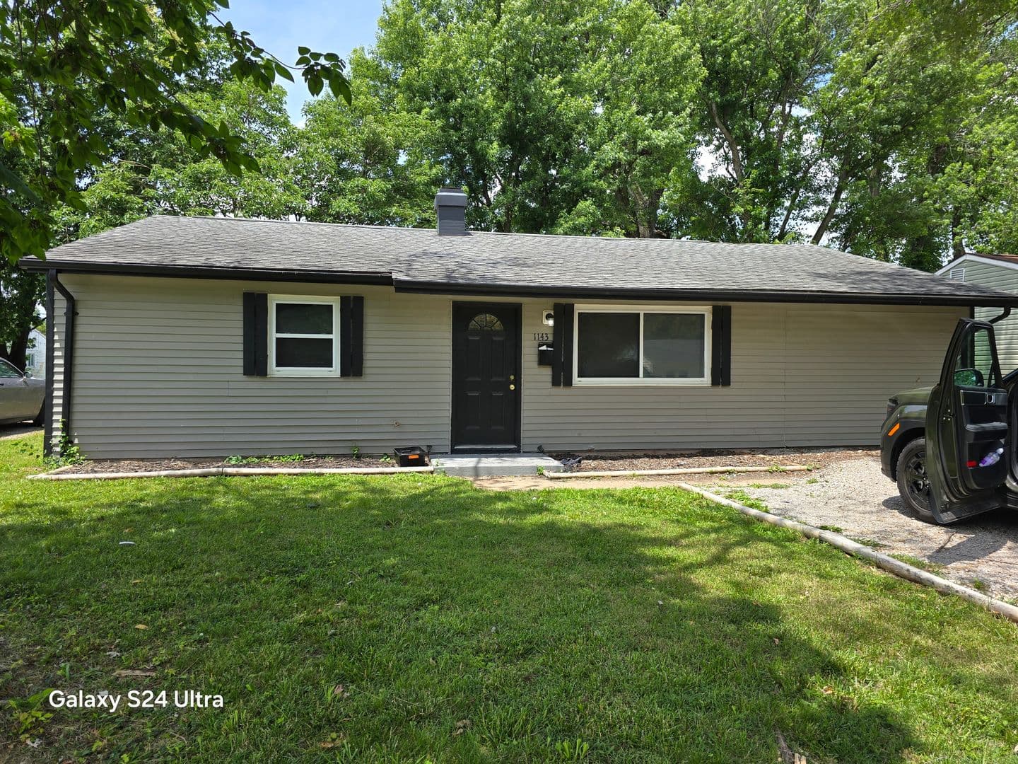 Cahokia House: 1143 St Rose Ln