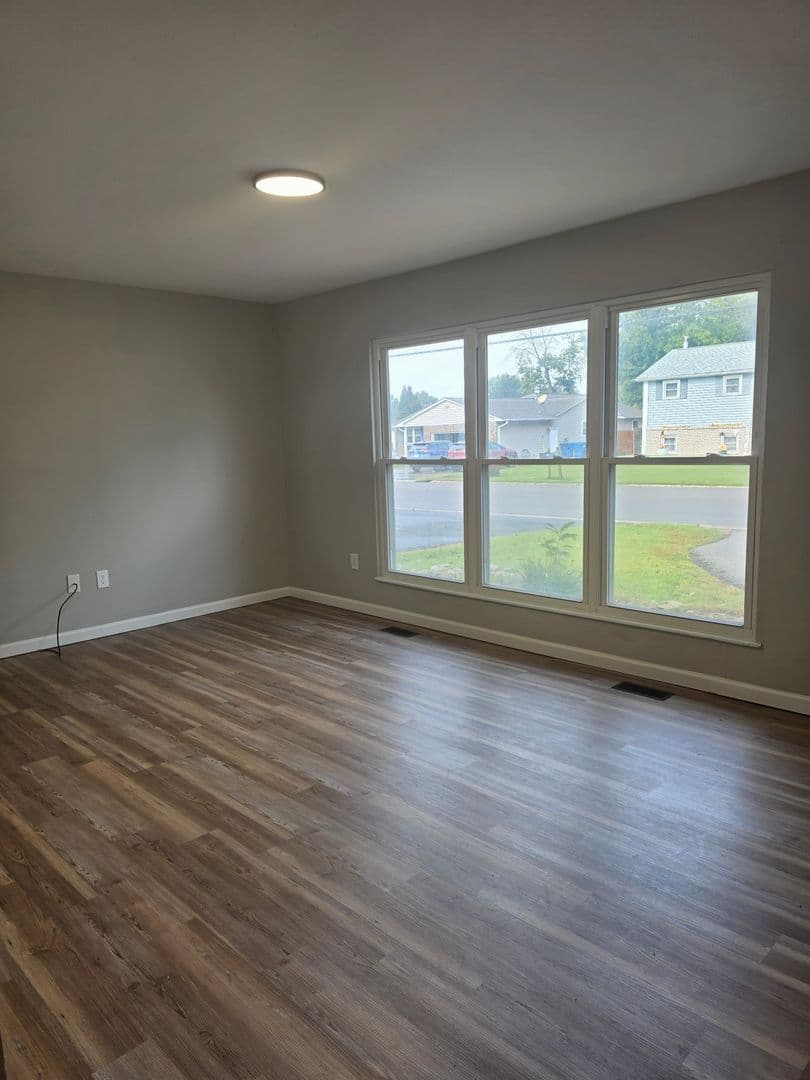 Bethalto House: 644 Albers Ln