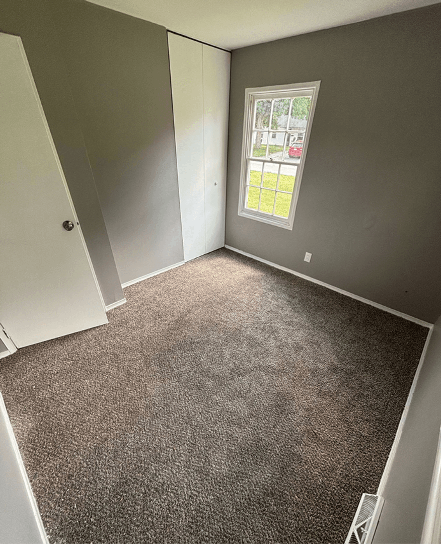 Cahokia House: 16 Westwood