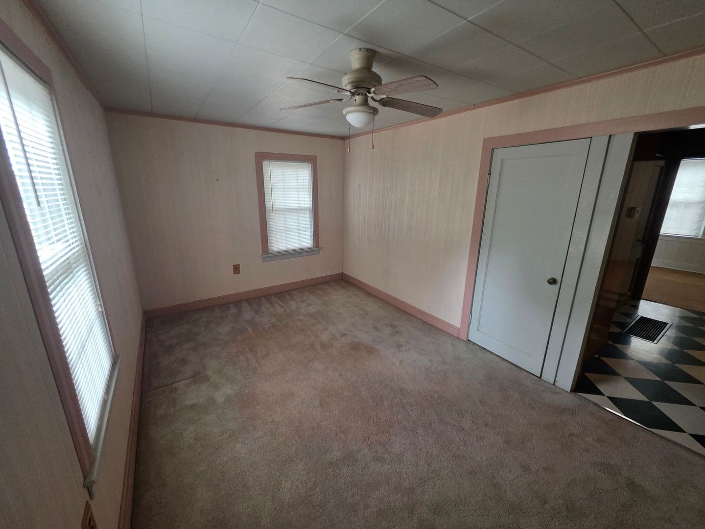 Wood River House: 343 Avalon St